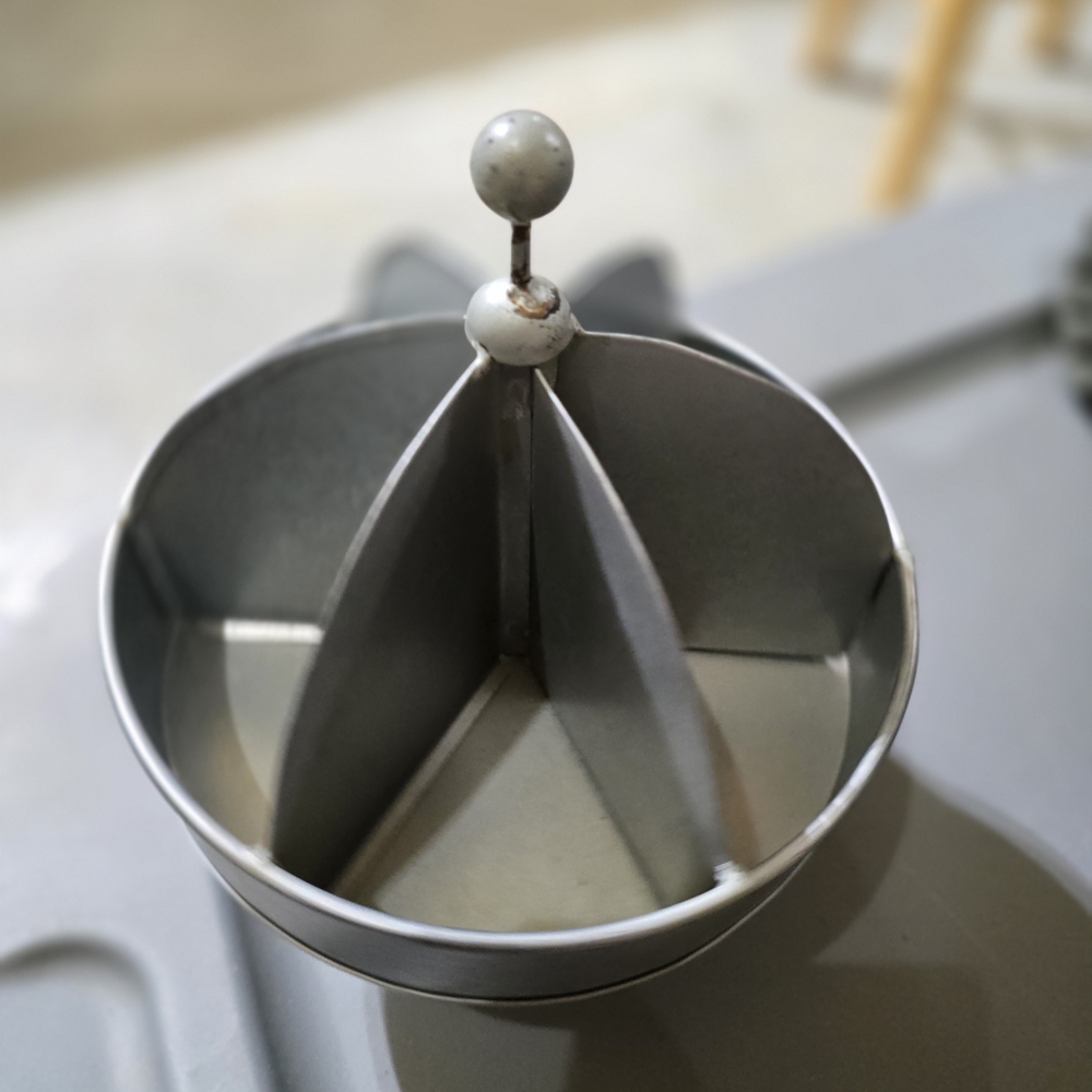 Silver Metal Kitchen Divider That Spins
